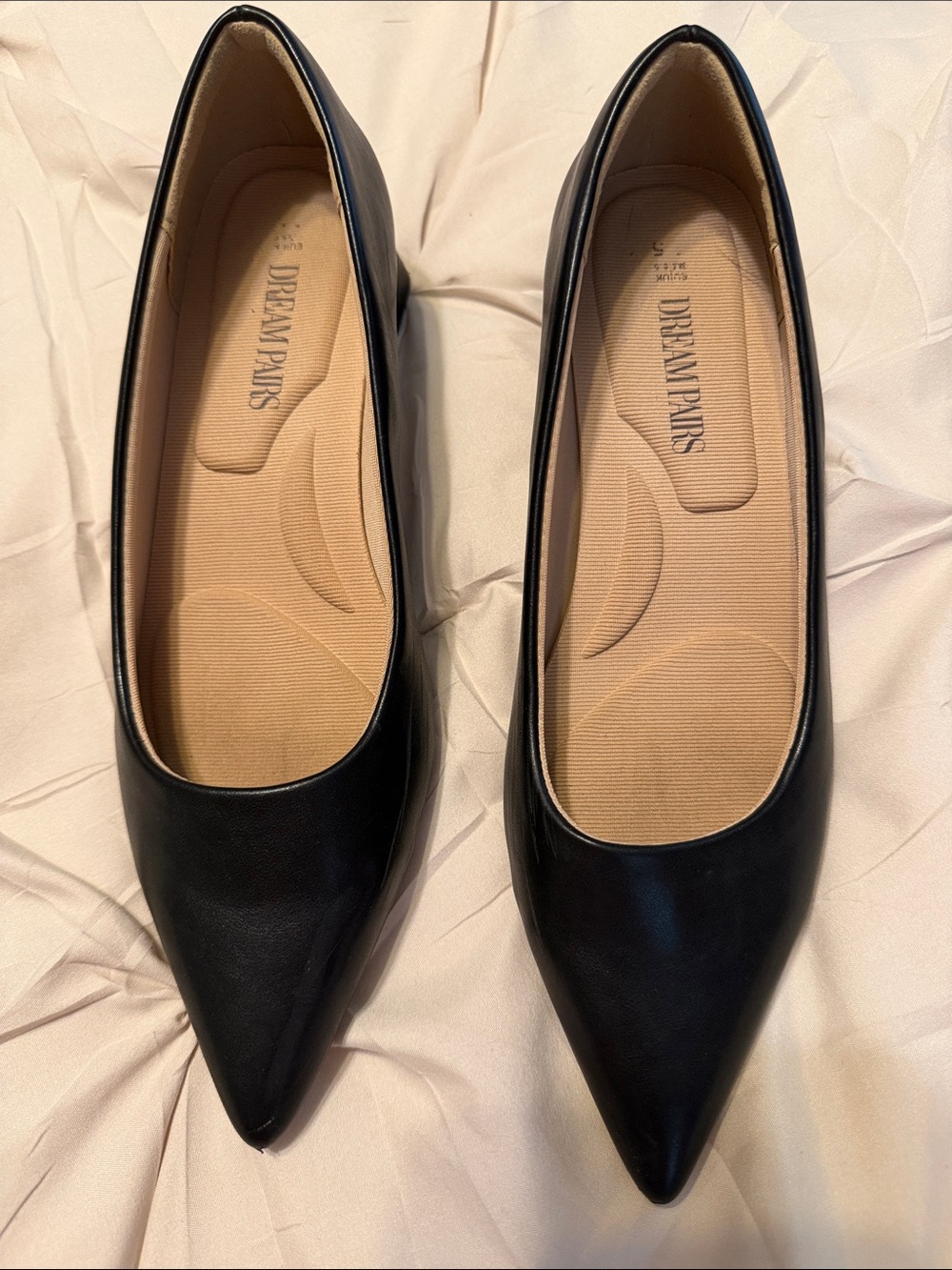 Dream Pairs Black Pointed Toe Slip-On Ballet Flats